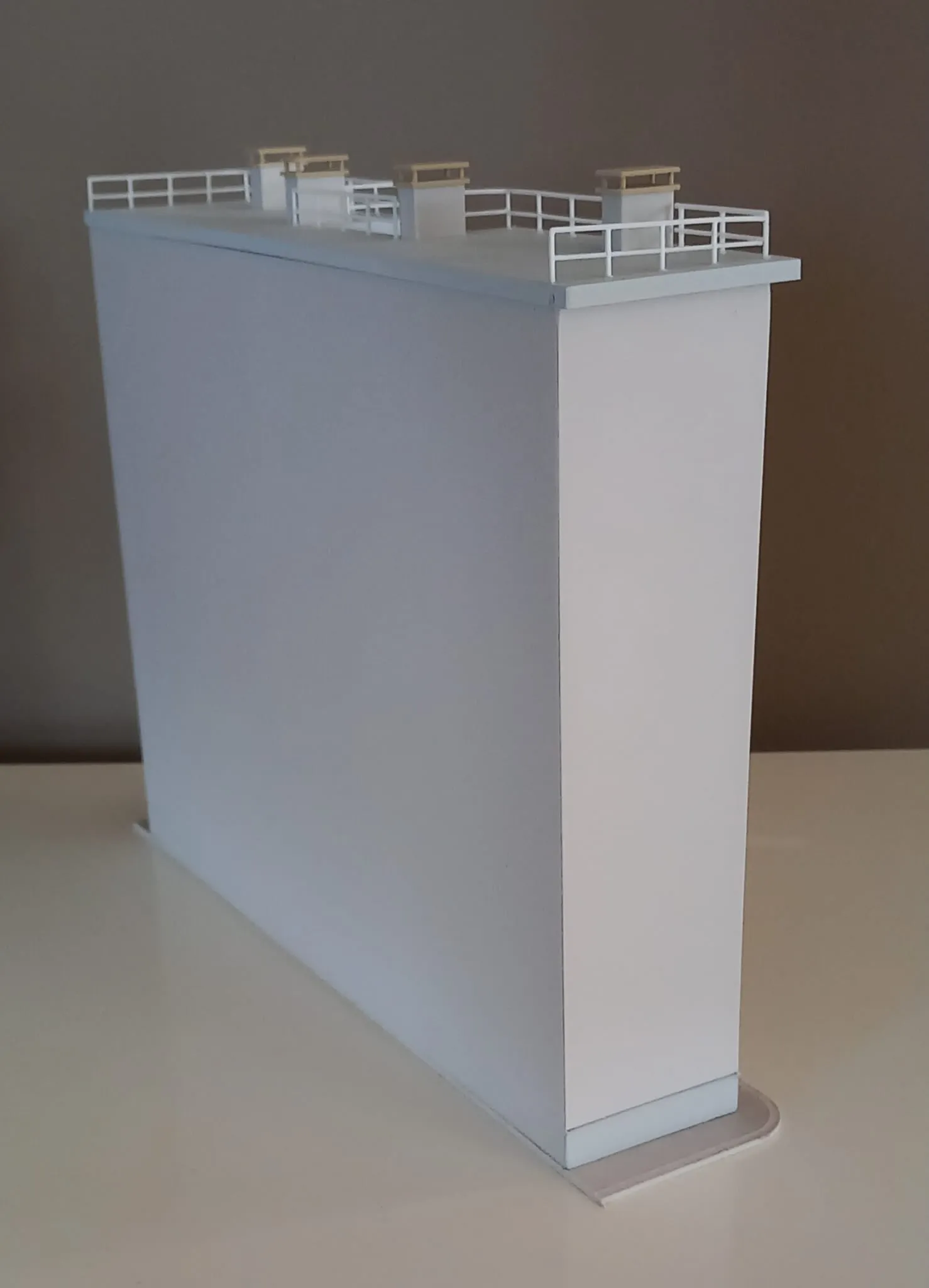 Immeuble Tony Garnier, le dos plein, fait pour un fond de décor