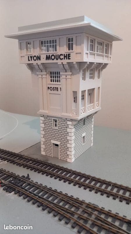 Poste d'aiguillage Lyon-Mouche