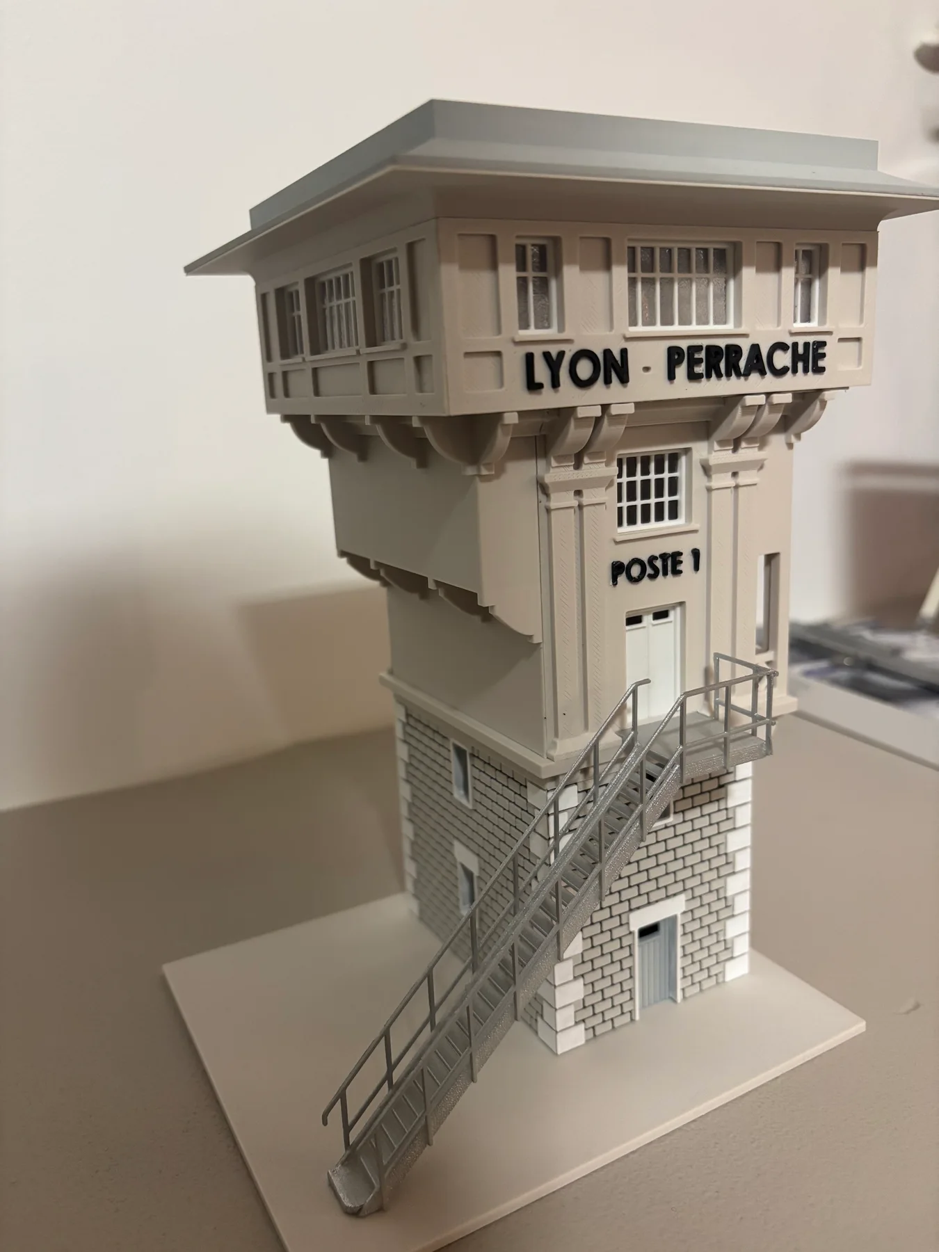 Poste d'aiguillage Lyon-Perrache - voir la vue 2